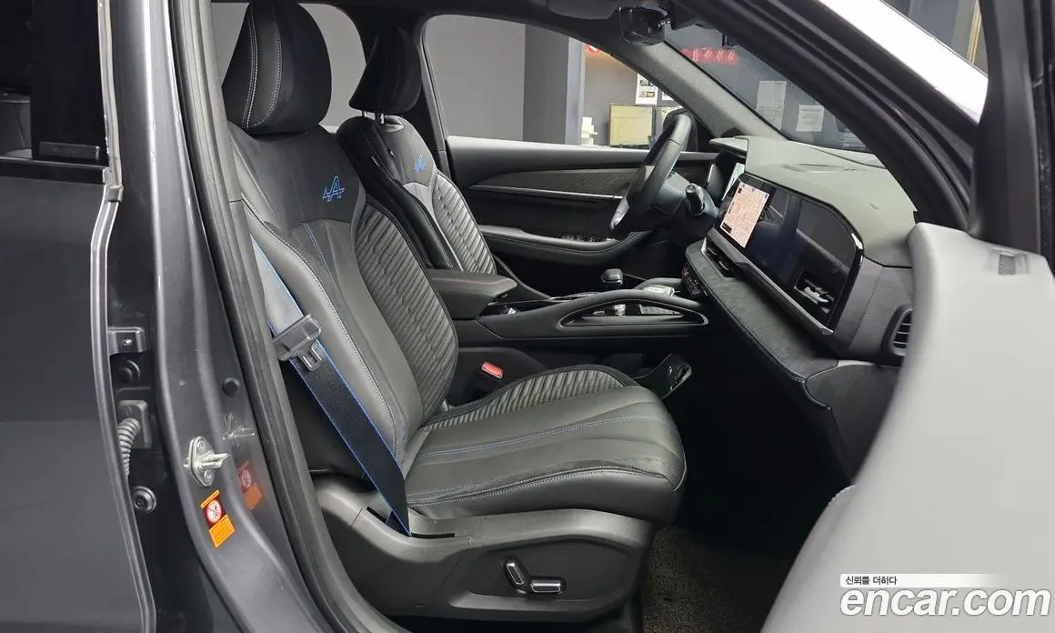 Renault (Samsung) Grand Koleos 2025 2.0 автомат (гидро), фото 17 Renault (Samsung) Grand Koleos 2025 2.0 автомат (гидро), фото 17