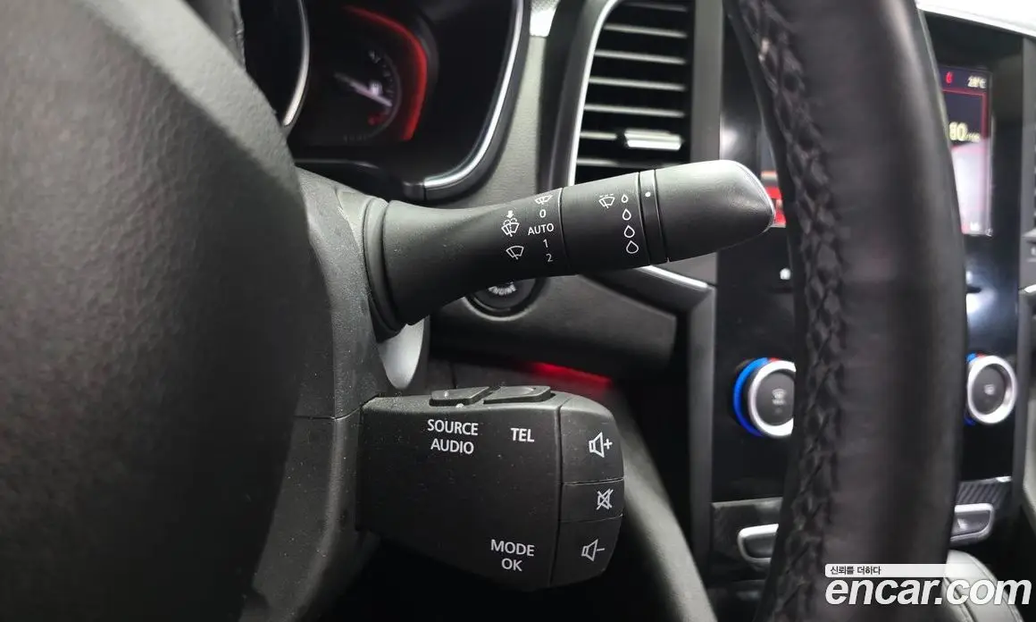 Renault (Samsung) SM6 2016 2.0 автомат (гидро), фото 25 Renault (Samsung) SM6 2016 2.0 автомат (гидро), фото 25