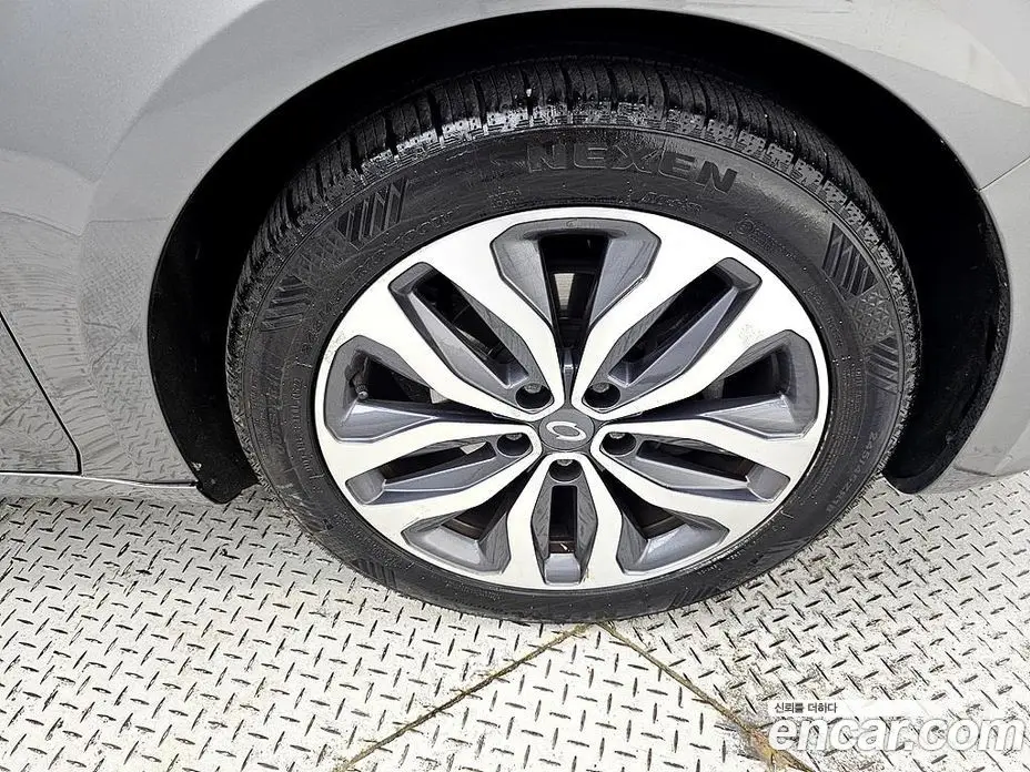 Renault (Samsung) SM6 2016 2.0 автомат (гидро), фото 20 Renault (Samsung) SM6 2016 2.0 автомат (гидро), фото 20