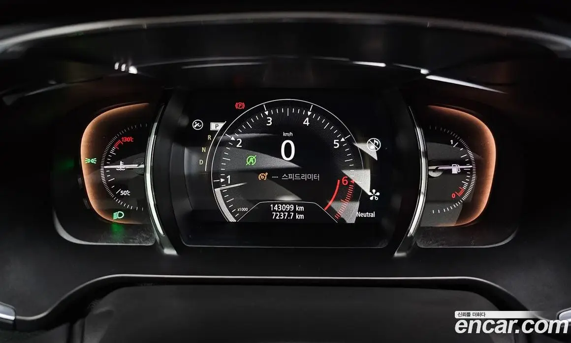 Renault (Samsung) SM6 2016 1.6 автомат (гидро), фото 8 Renault (Samsung) SM6 2016 1.6 автомат (гидро), фото 8