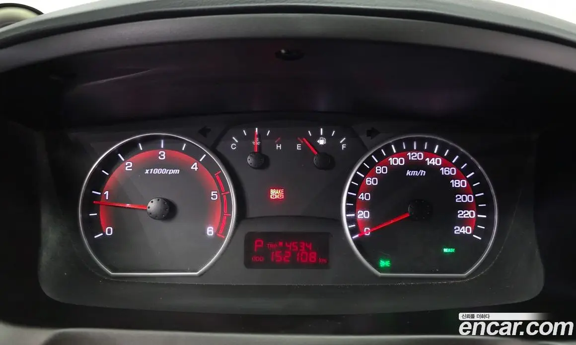 SsangYong Korando 2017 2.2 автомат (гидро), фото 11