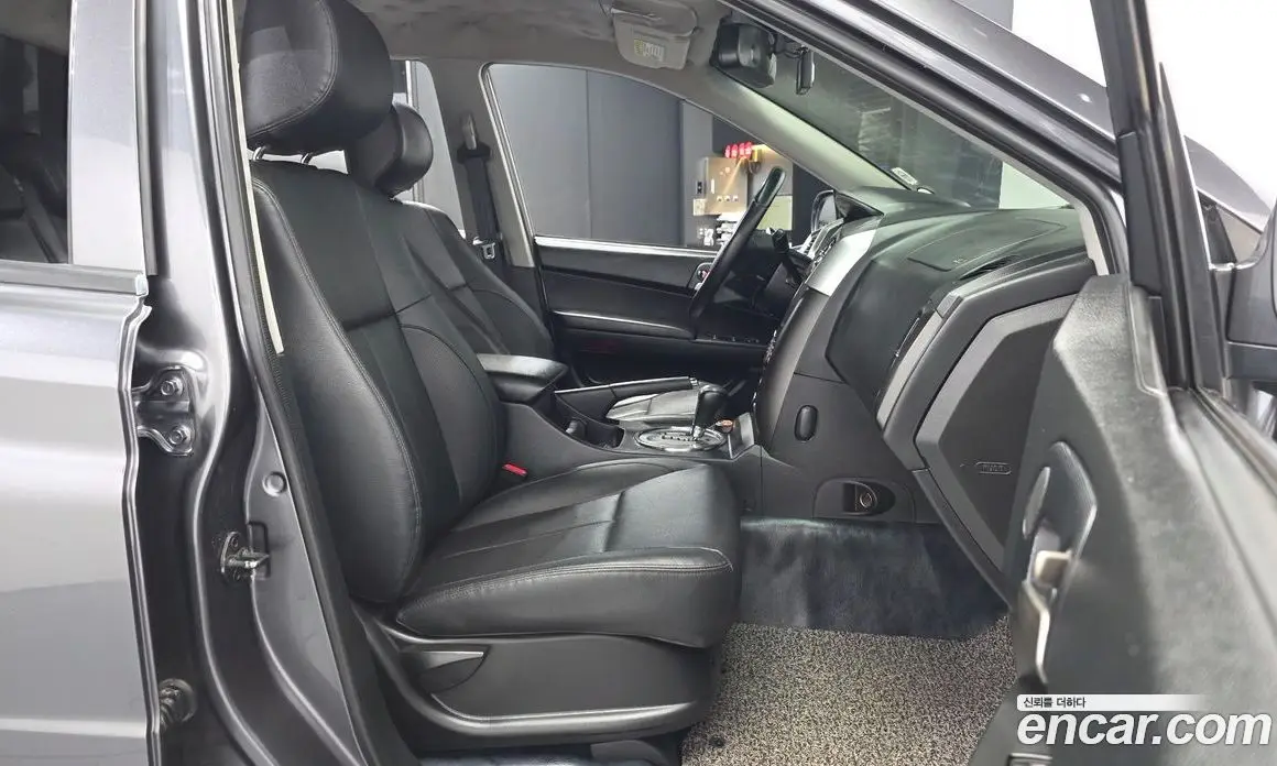 SsangYong Korando 2017 2.2 автомат (гидро), фото 17