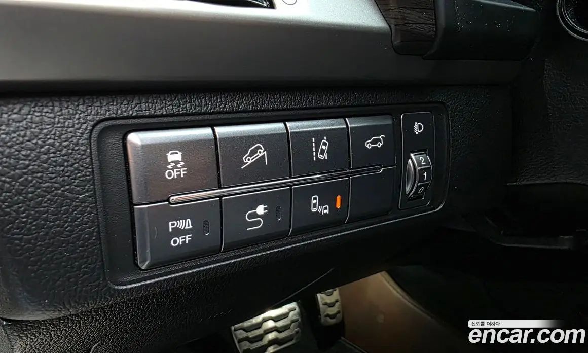 SsangYong Rexton 2017 2.2 автомат (гидро), фото 24 SsangYong Rexton 2017 2.2 автомат (гидро), фото 24
