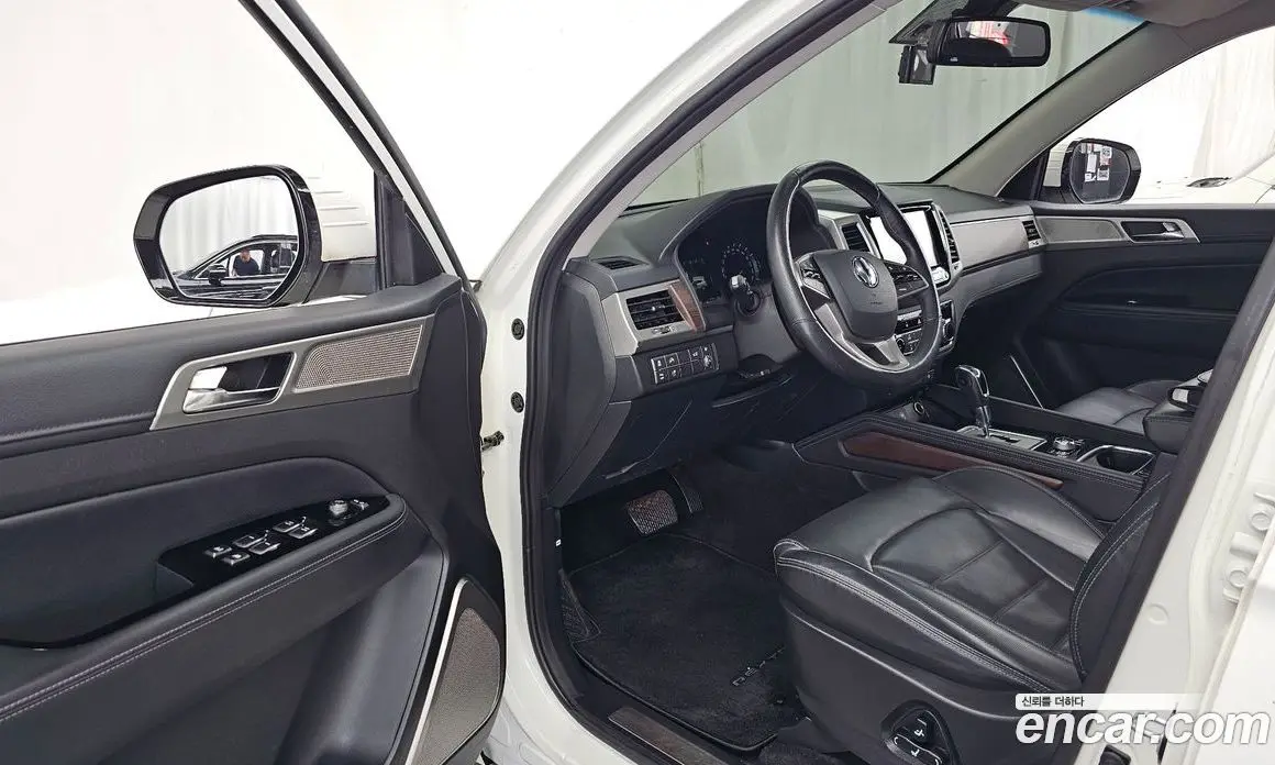 SsangYong Rexton 2018 2.2 автомат (гидро), фото 13