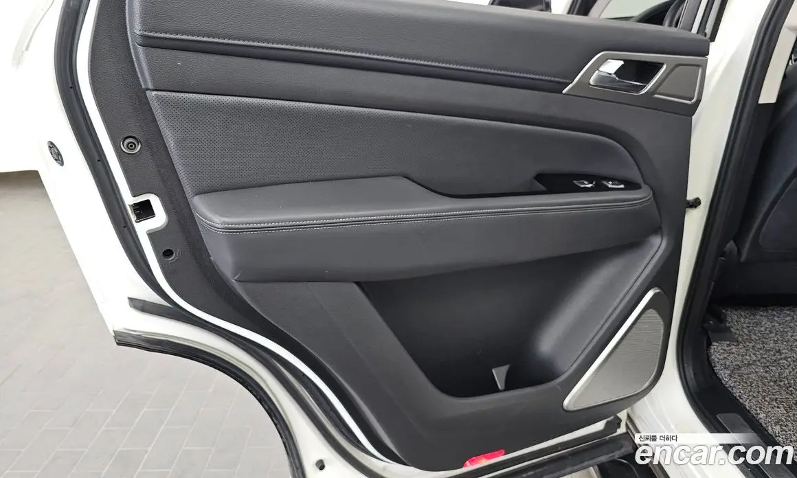 SsangYong Rexton 2018 2.2 автомат (гидро), фото 15