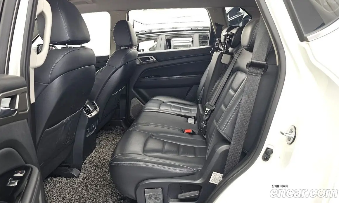SsangYong Rexton 2018 2.2 автомат (гидро), фото 16