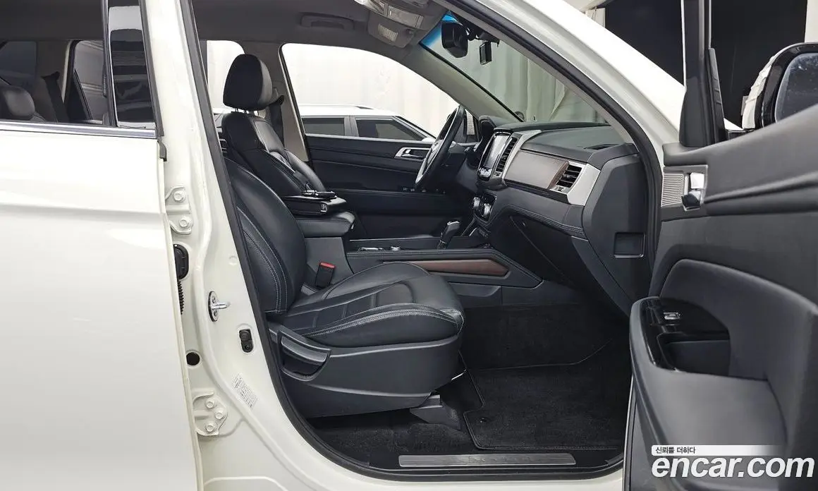 SsangYong Rexton 2018 2.2 автомат (гидро), фото 17