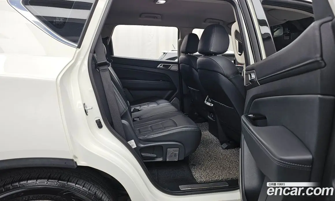 SsangYong Rexton 2018 2.2 автомат (гидро), фото 18