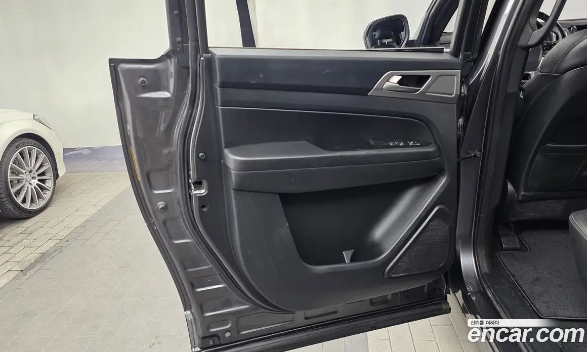 SsangYong Rexton 2019 2.2 автомат (гидро), фото 15 SsangYong Rexton 2019 2.2 автомат (гидро), фото 15
