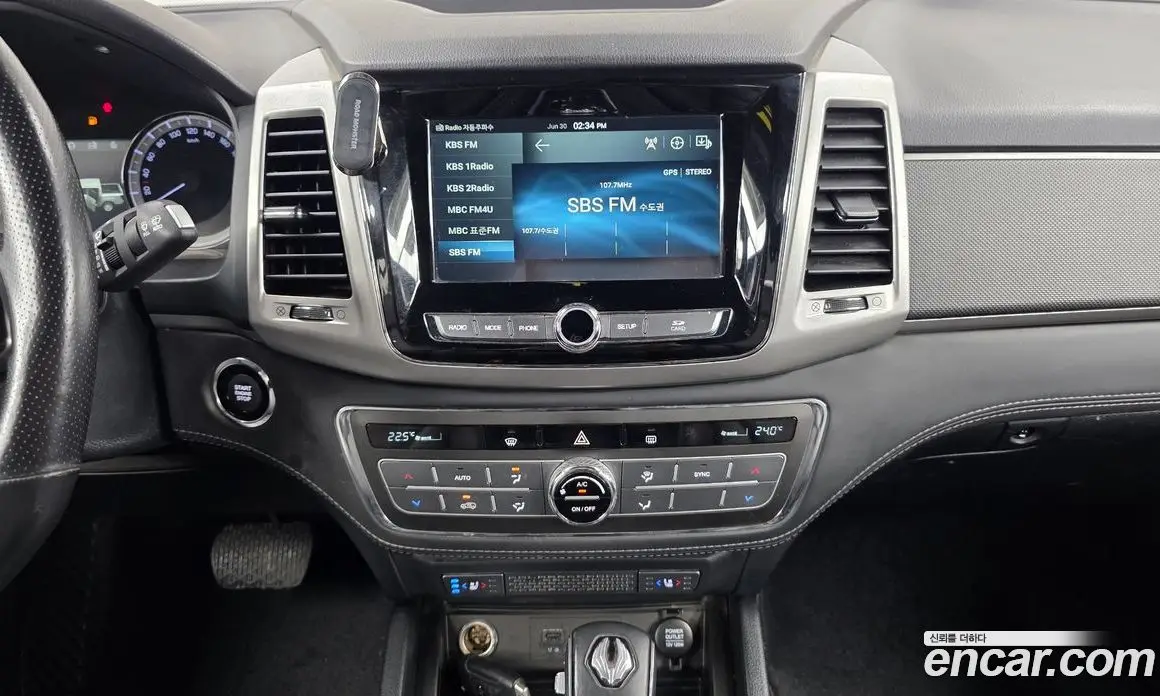 SsangYong Rexton 2019 2.2 автомат (гидро), фото 20 SsangYong Rexton 2019 2.2 автомат (гидро), фото 20