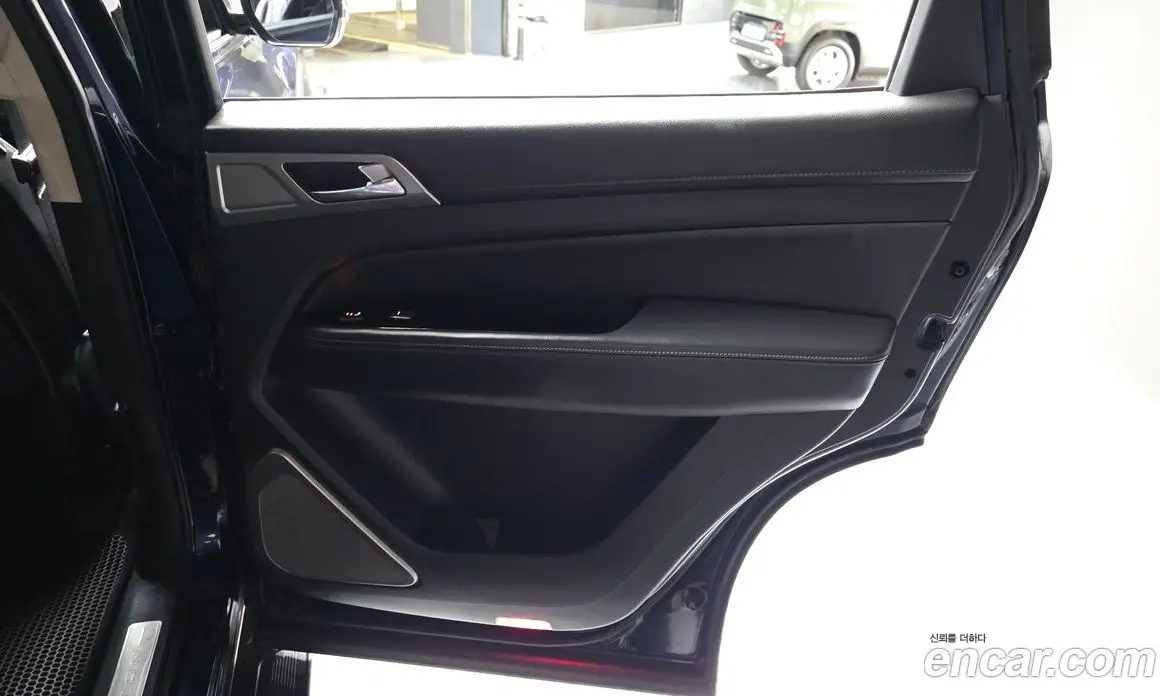 SsangYong Rexton 2019 2.2 автомат (гидро), фото 15