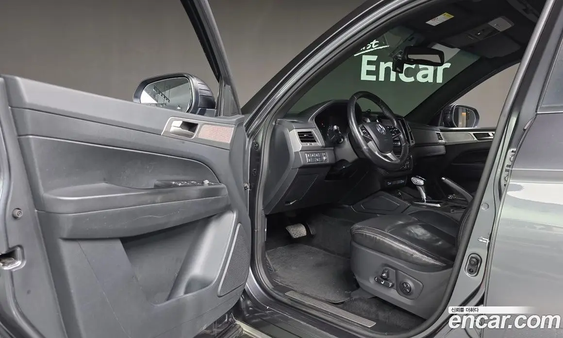 SsangYong Rexton 2019 2.2 автомат (гидро), фото 13 SsangYong Rexton 2019 2.2 автомат (гидро), фото 13