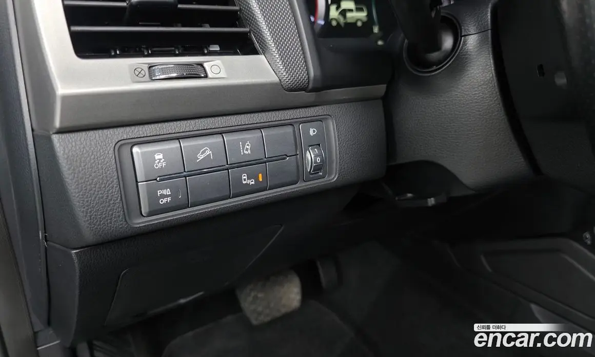 SsangYong Rexton 2019 2.2 автомат (гидро), фото 18 SsangYong Rexton 2019 2.2 автомат (гидро), фото 18