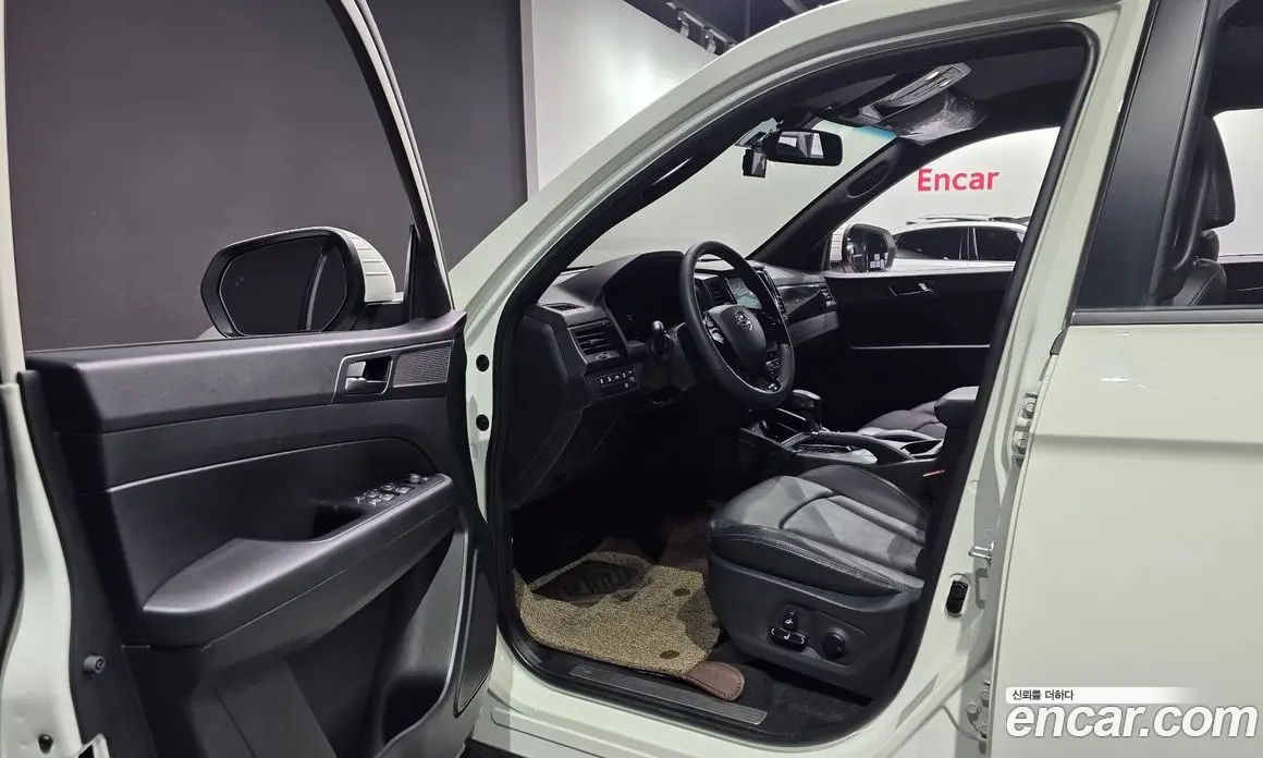 SsangYong Rexton 2023 2.2 автомат (гидро), фото 13