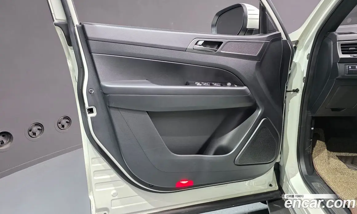 SsangYong Rexton 2023 2.2 автомат (гидро), фото 14