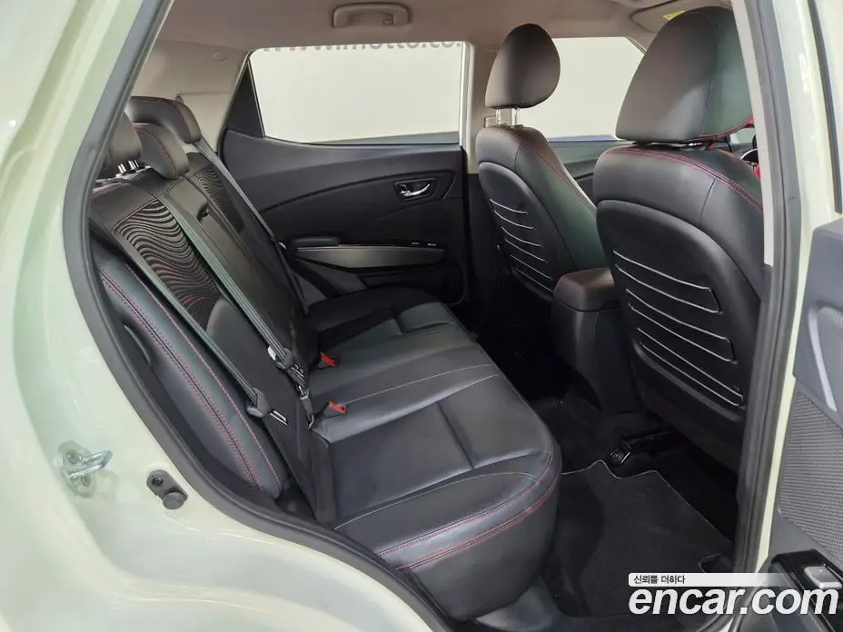 SsangYong TIBOLI 2016 1.6 автомат (гидро), фото 7
