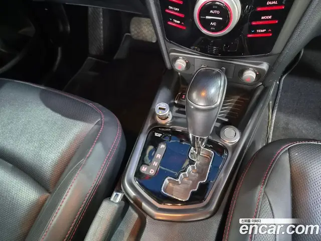 SsangYong TIBOLI 2016 1.6 автомат (гидро), миниатюра 9