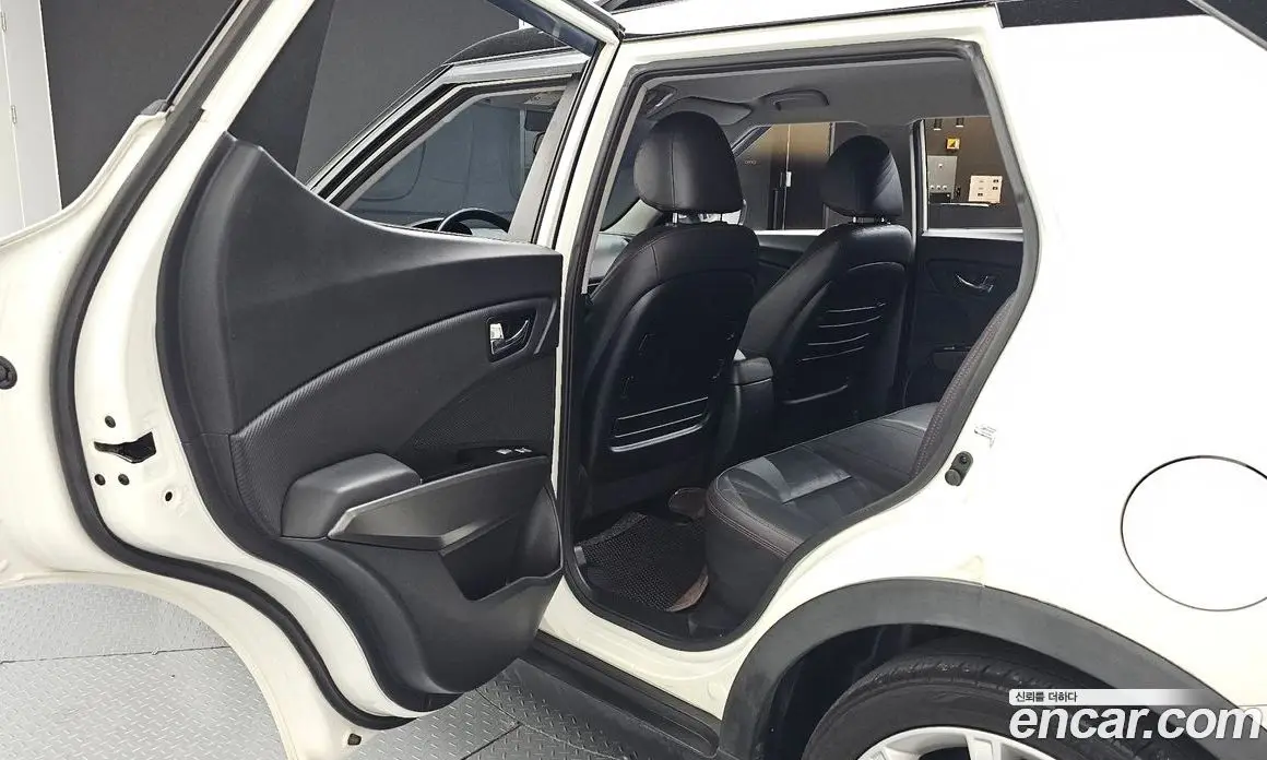 SsangYong TIBOLI 2016 1.6 автомат (гидро), фото 18 SsangYong TIBOLI 2016 1.6 автомат (гидро), фото 18