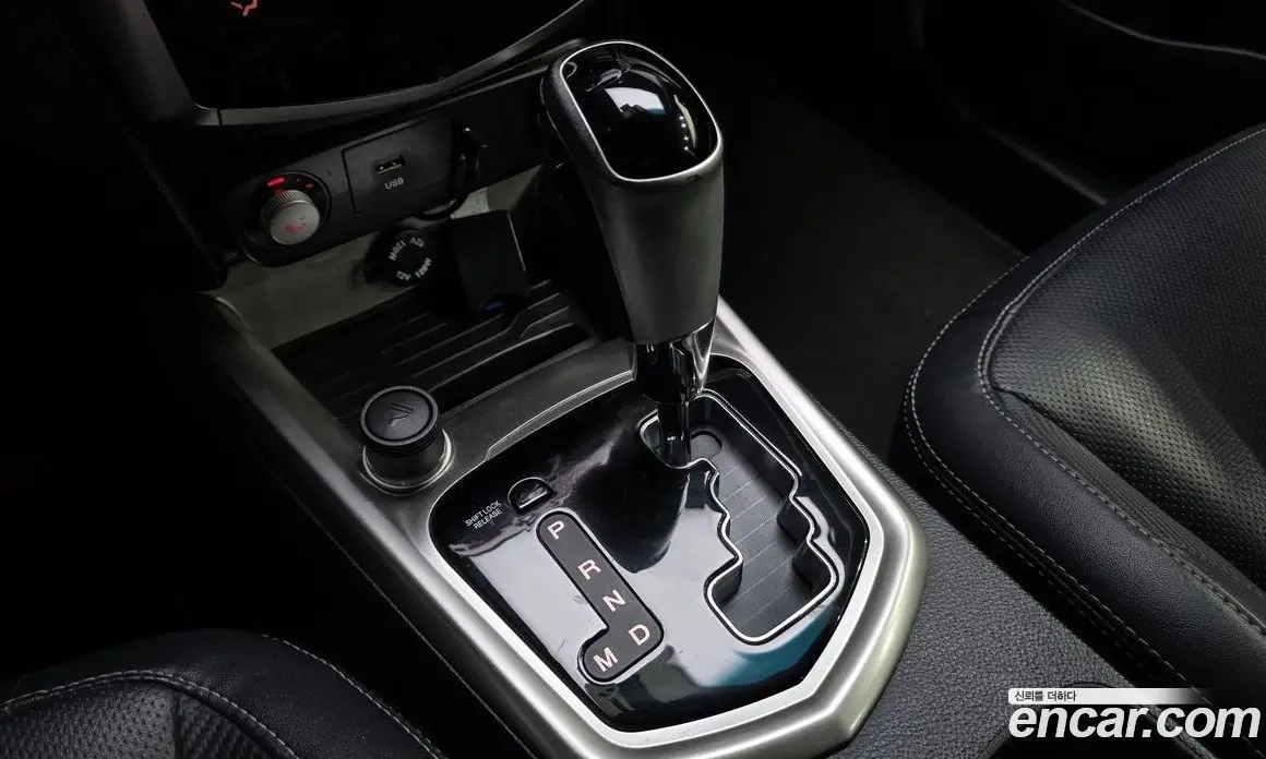 SsangYong TIBOLI 2016 1.6 автомат (гидро), фото 9 SsangYong TIBOLI 2016 1.6 автомат (гидро), фото 9