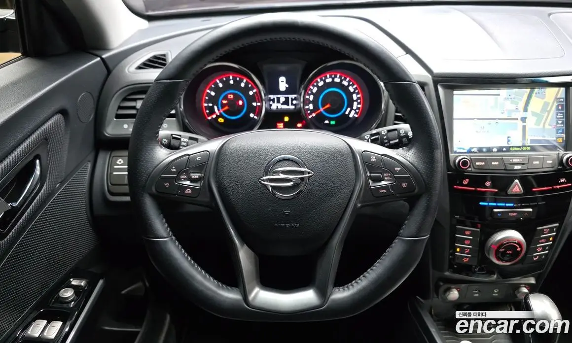 SsangYong TIBOLI 2017 1.6 автомат (гидро), фото 13 SsangYong TIBOLI 2017 1.6 автомат (гидро), фото 13