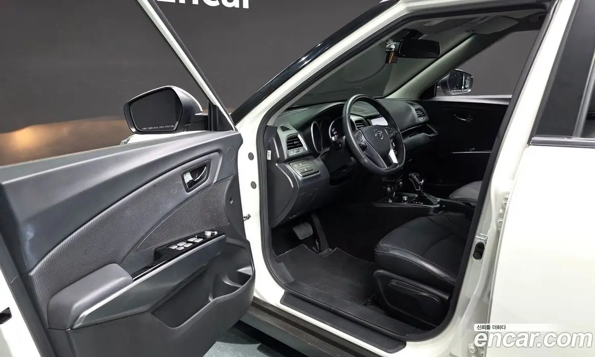SsangYong TIBOLI 2019 1.6 автомат (гидро), фото 10 SsangYong TIBOLI 2019 1.6 автомат (гидро), фото 10