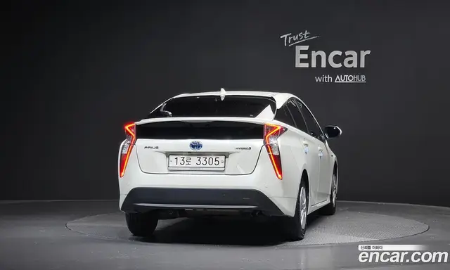 Toyota Prius 2016 1.8 автомат (гидро), миниатюра 4 Toyota Prius 2016 1.8 автомат (гидро), миниатюра 4