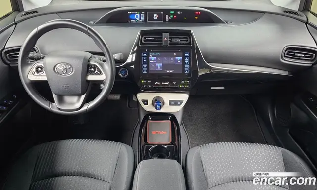 Toyota Prius 2016 1.8 автомат (гидро), миниатюра 7 Toyota Prius 2016 1.8 автомат (гидро), миниатюра 7