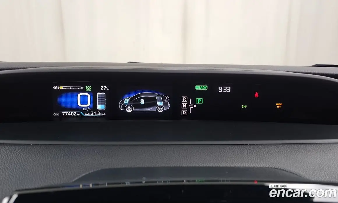 Toyota Prius 2016 1.8 автомат (гидро), фото 8 Toyota Prius 2016 1.8 автомат (гидро), фото 8