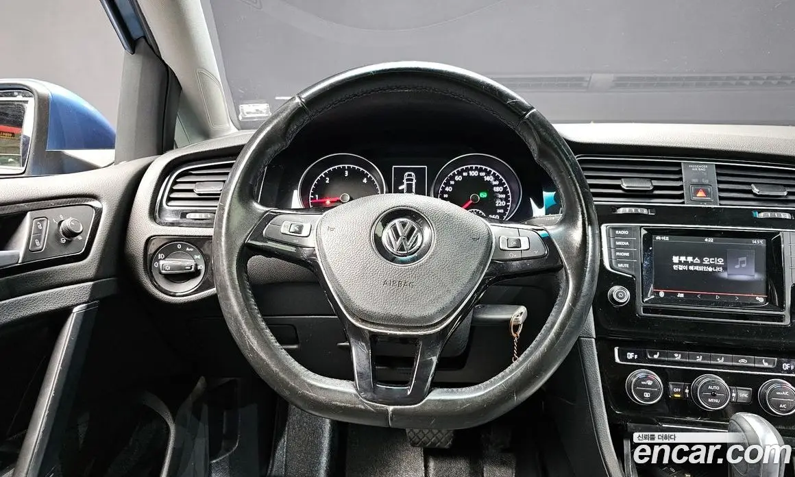 Volkswagen Golf 2015 2.0 автомат (гидро), фото 13