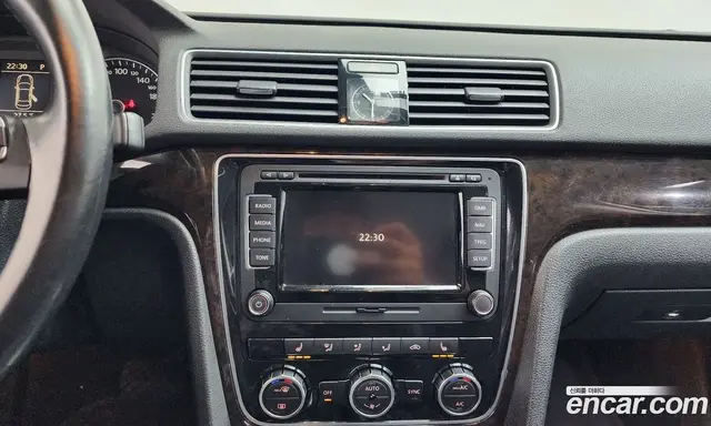 Volkswagen Passat 2015 2.0 автомат (гидро), миниатюра 12