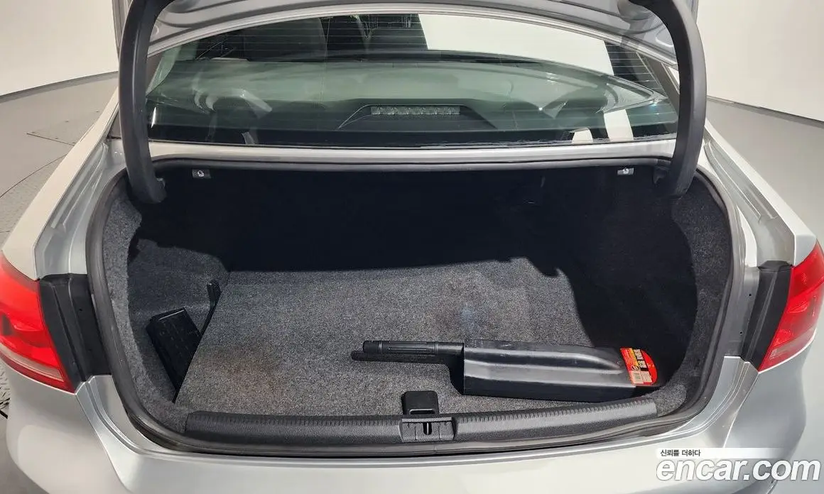 Volkswagen Passat 2015 2.0 автомат (гидро), фото 17 Volkswagen Passat 2015 2.0 автомат (гидро), фото 17