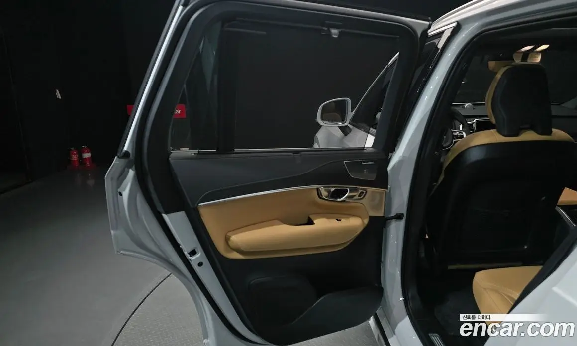 Volvo XC90 2025 2.0 автомат (гидро), фото 15 Volvo XC90 2025 2.0 автомат (гидро), фото 15
