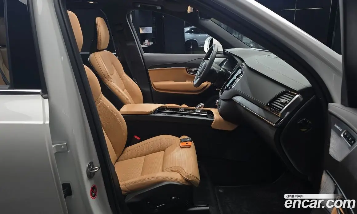 Volvo XC90 2025 2.0 автомат (гидро), фото 16 Volvo XC90 2025 2.0 автомат (гидро), фото 16