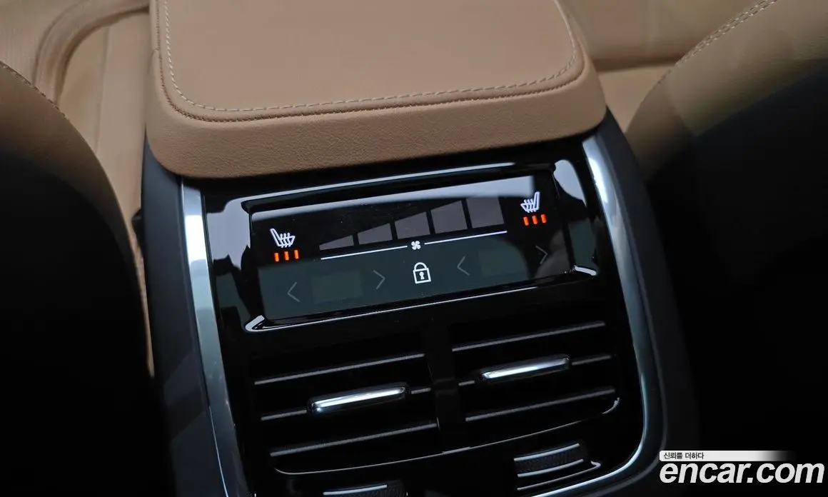 Volvo XC90 2025 2.0 автомат (гидро), фото 30 Volvo XC90 2025 2.0 автомат (гидро), фото 30
