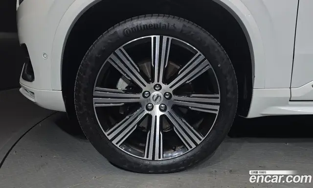 Volvo XC90 2025 2.0 автомат (гидро), миниатюра 5 Volvo XC90 2025 2.0 автомат (гидро), миниатюра 5