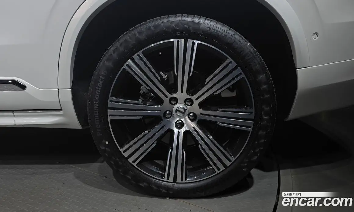 Volvo XC90 2025 2.0 автомат (гидро), фото 7 Volvo XC90 2025 2.0 автомат (гидро), фото 7