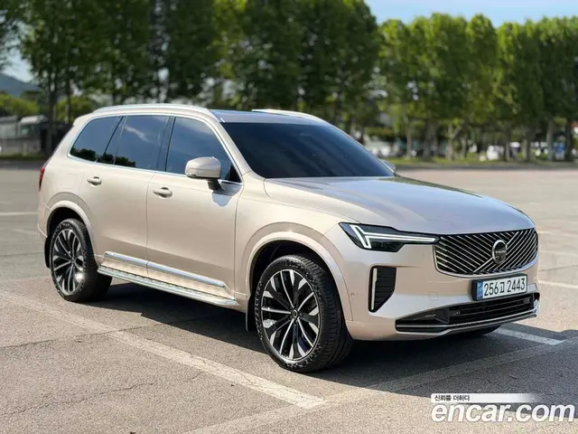 Volvo XC90 2026 2.0 автомат (гидро), миниатюра 1 Volvo XC90 2026 2.0 автомат (гидро), миниатюра 1