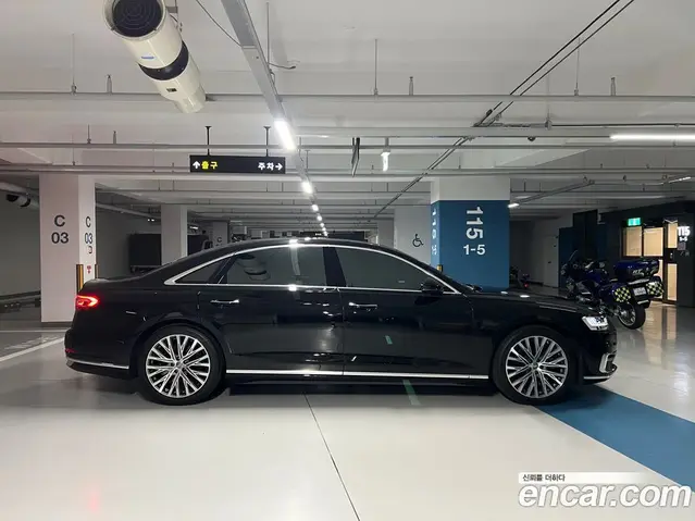 Audi A8 2020 4.0 автомат (гидро), миниатюра 9