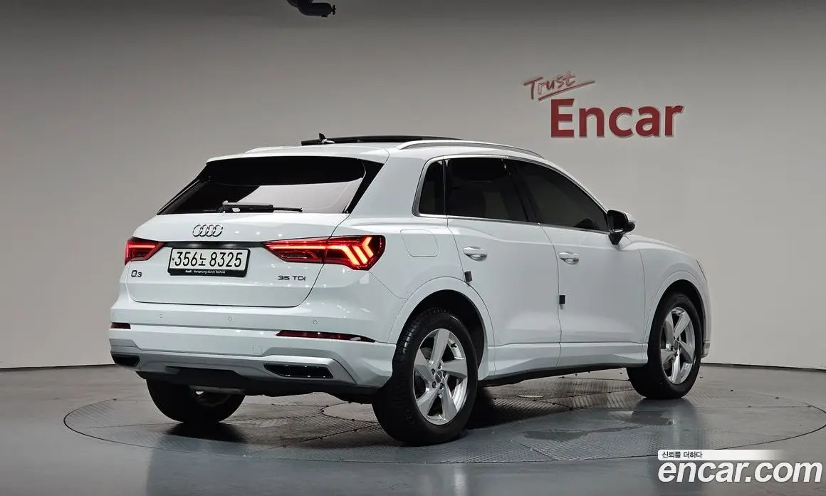 Audi Q3 2020 2.0 автомат (гидро), фото 1