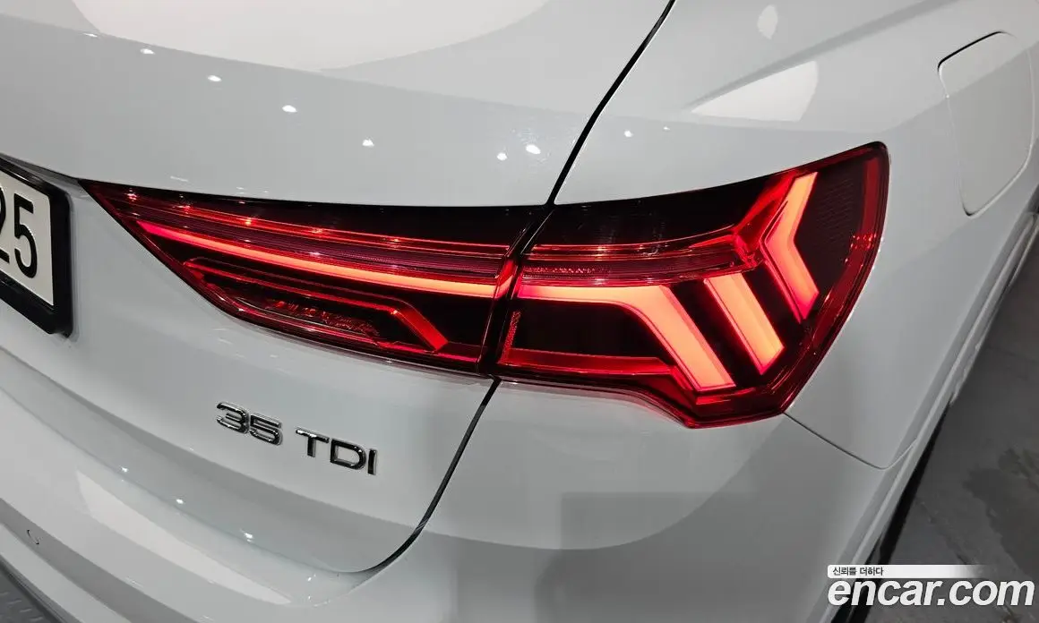 Audi Q3 2020 2.0 автомат (гидро), фото 8