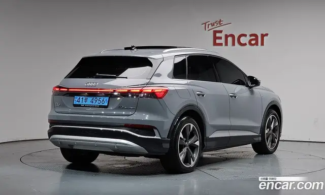 Audi Q4 e-tron 2023 0.2 автомат (гидро), миниатюра 2 Audi Q4 e-tron 2023 0.2 автомат (гидро), миниатюра 2
