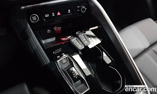 Audi Q5 2025 2.0 автомат (гидро), миниатюра 11 Audi Q5 2025 2.0 автомат (гидро), миниатюра 11