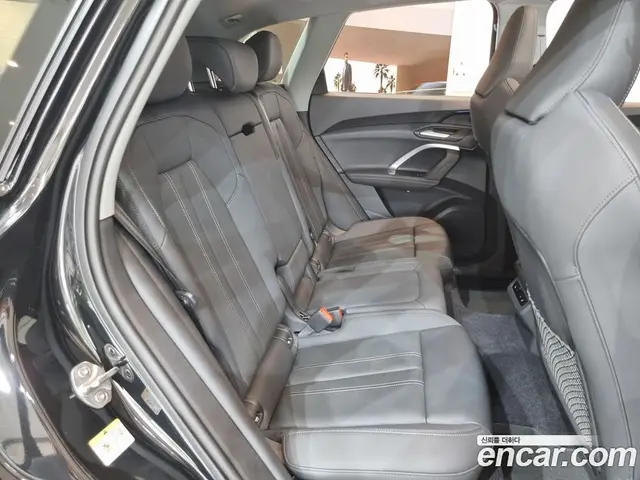 Audi Q5 2025 2.0 автомат (гидро), миниатюра 11 Audi Q5 2025 2.0 автомат (гидро), миниатюра 11