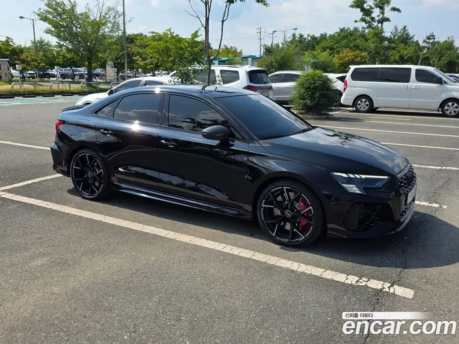 Audi RS3 2023 2.5 автомат (гидро), фото 2 Audi RS3 2023 2.5 автомат (гидро), фото 2