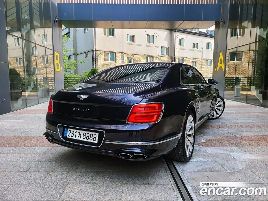Bentley Flying Spur 2021 4.0 автомат (гидро), фото 3 Bentley Flying Spur 2021 4.0 автомат (гидро), фото 3