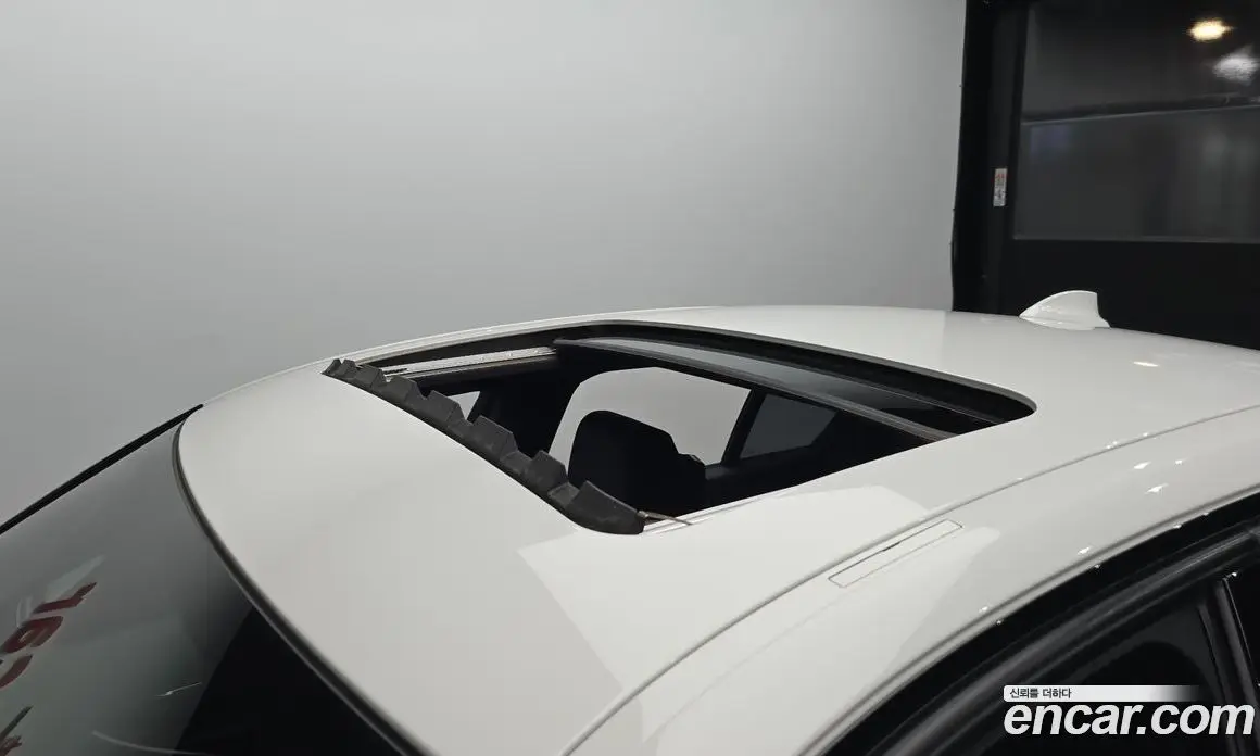 BMW 3 серия 2017 2.0 автомат (гидро), фото 26