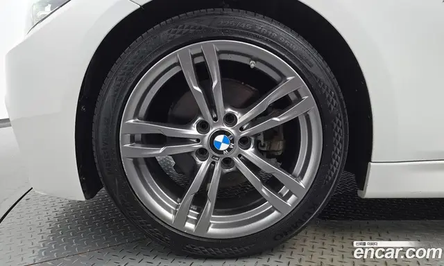 BMW 3 серия 2017 2.0 автомат (гидро), миниатюра 4