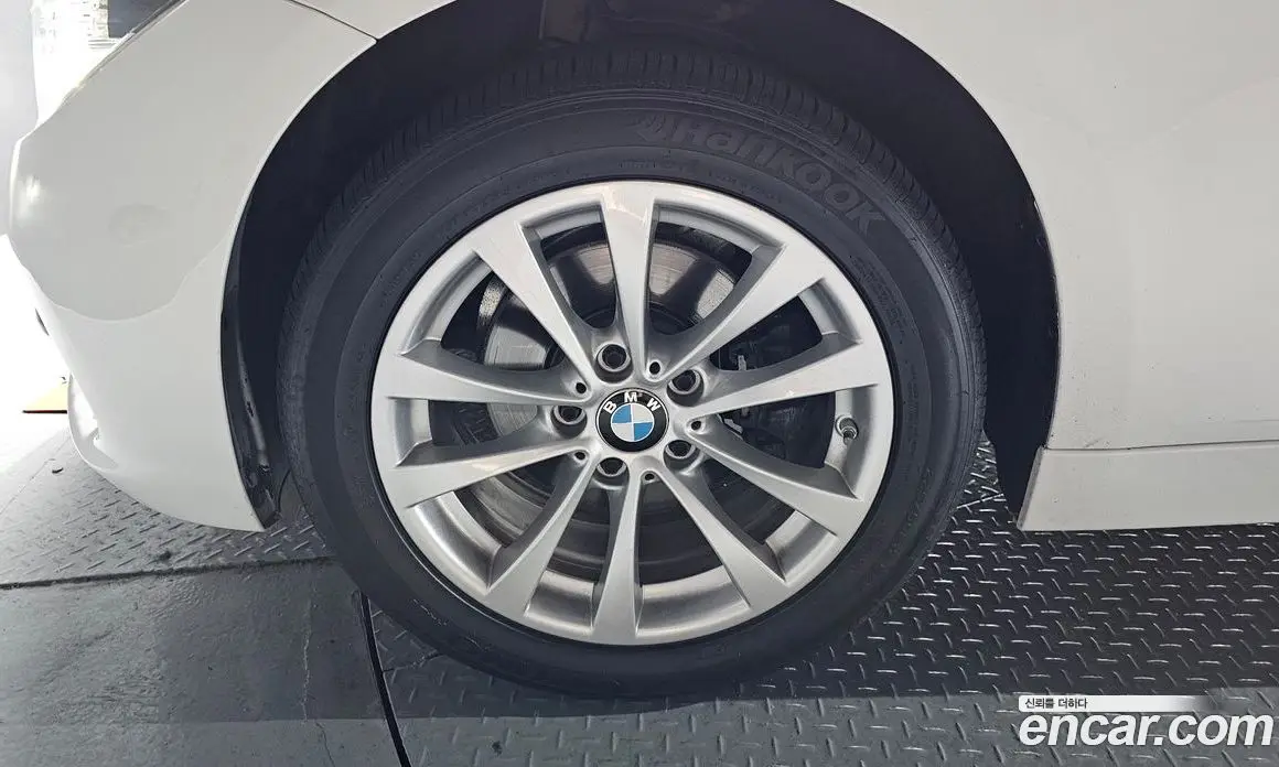 BMW 3 серия 2018 2.0 автомат (гидро), фото 5 BMW 3 серия 2018 2.0 автомат (гидро), фото 5