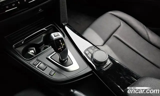 BMW 3 серия 2018 2.0 автомат (гидро), миниатюра 9 BMW 3 серия 2018 2.0 автомат (гидро), миниатюра 9