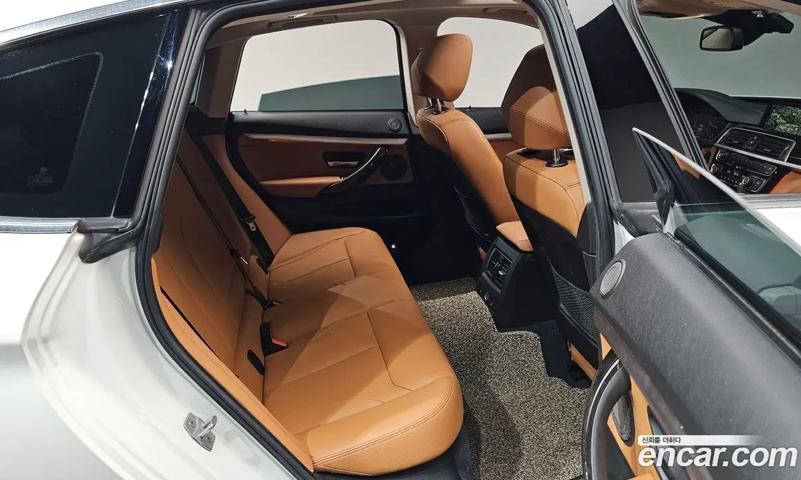 BMW 3 серия 2020 2.0 автомат (гидро), фото 18 BMW 3 серия 2020 2.0 автомат (гидро), фото 18